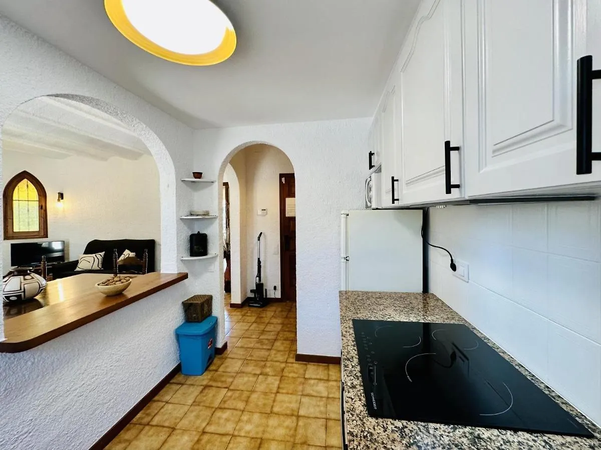 Paliane Costabravasi Holiday home